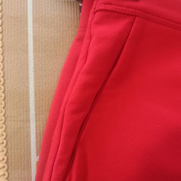 Short stretch Tommy Hilfiger size 12 - Picture 2 of 3